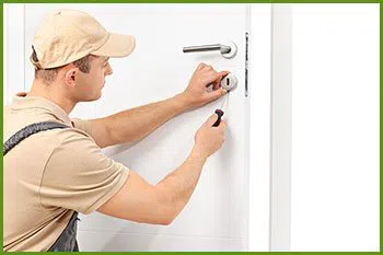 Neighborhood Locksmith Services Johnston, RI 401-424-9804 - 5-lock-repair